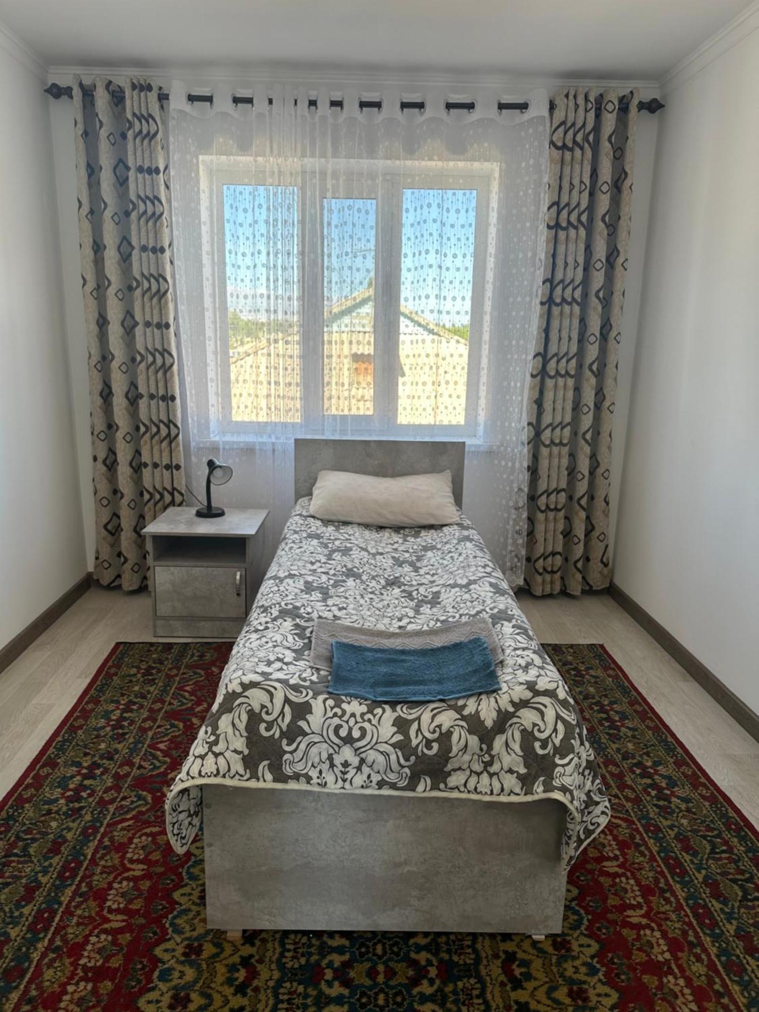 Guest House Baytur Kochkor Kültér fotó